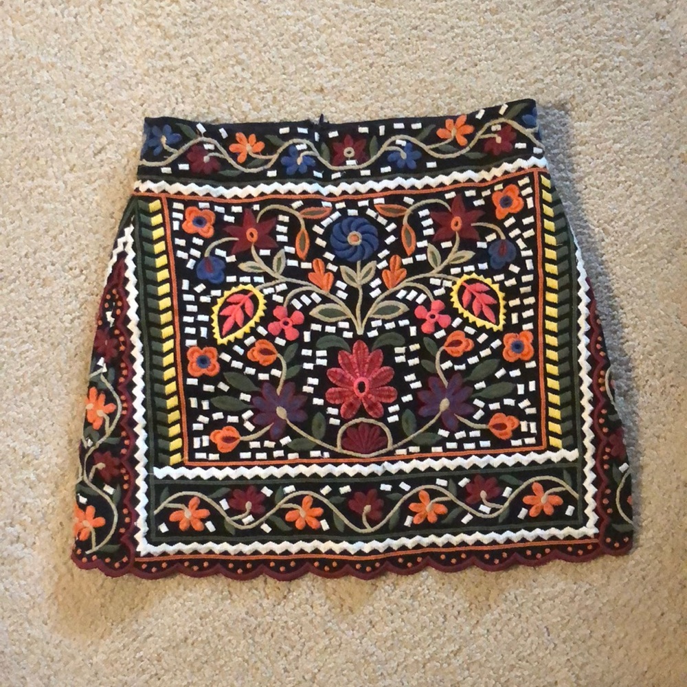 Zara embroidered skirt